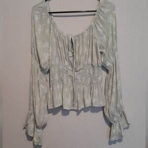 Source Unknown Light Green Floral Blouse